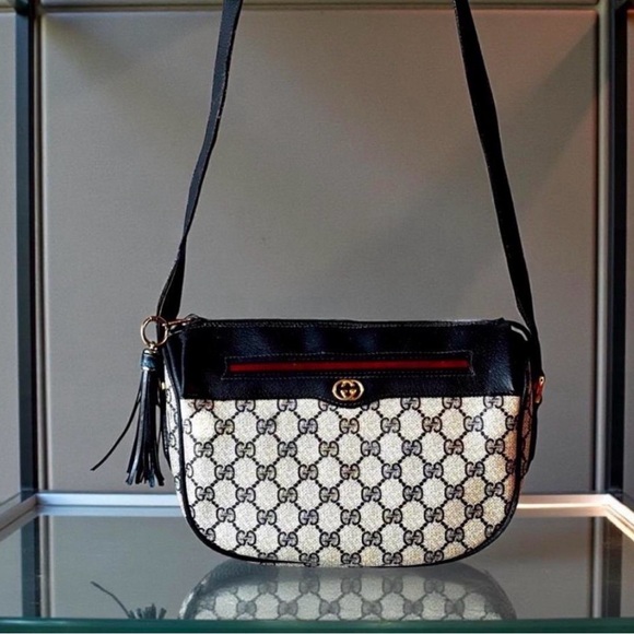 Gucci Handbags - Gucci Black and Cream Women's Bag